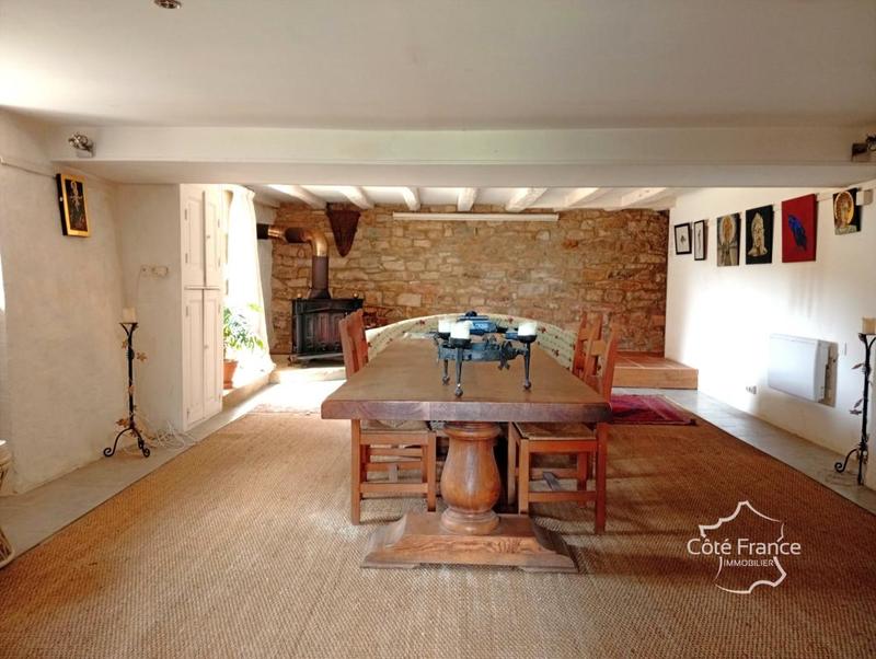 Corps de ferme - 270 m² - 9 pièces