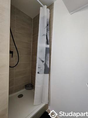 Chambre - 14 m² - 1 pièce