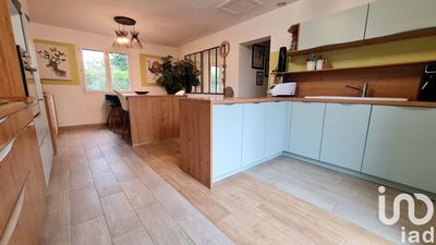 Maison - 140 m² - 6 pièces