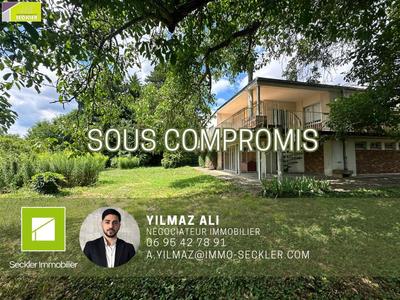 Maison traditionnelle - 160 m² - 4 pièces