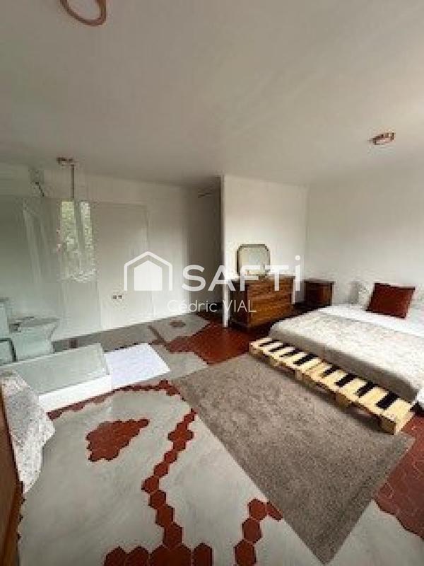 Maison - 136 m² - 5 pièces