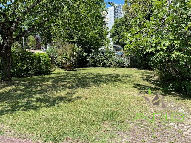 Maison - 188 m² - 9 pièces