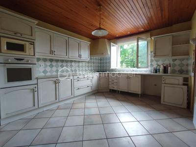 Maison de maîtres - 410 m² - 17 pièces