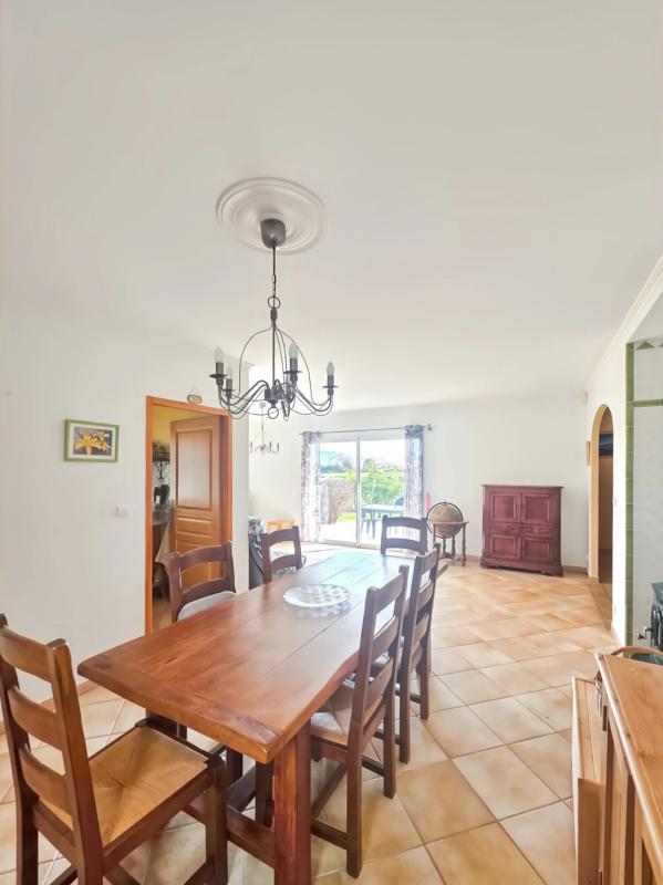 Maison - 124 m² - 6 pièces