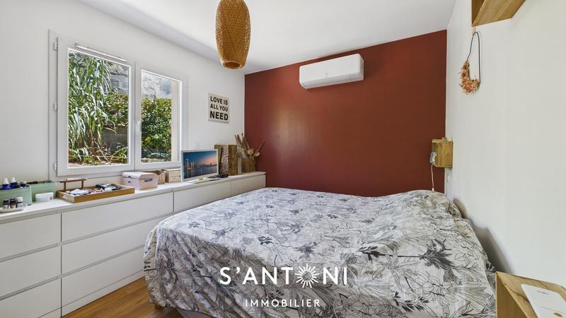 Maison - 104 m² - 4 pièces