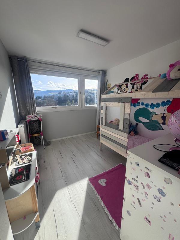 Appartement - 80 m² - 4 pièces