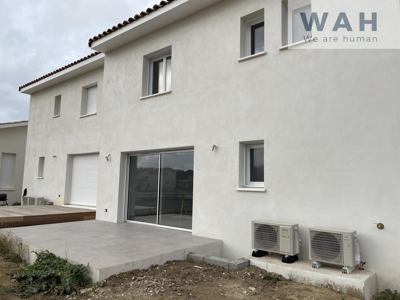 Maison - 90 m² - 4 pièces