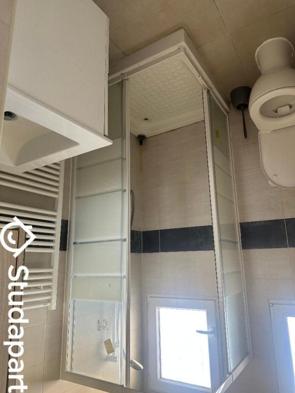 Chambre - 9 m² - 1 pièce