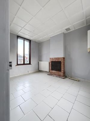 Maison - 90 m² - 6 pièces