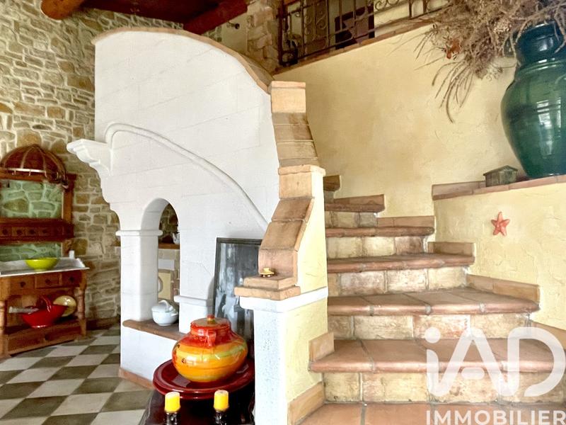 Maison - 204 m² - 7 pièces