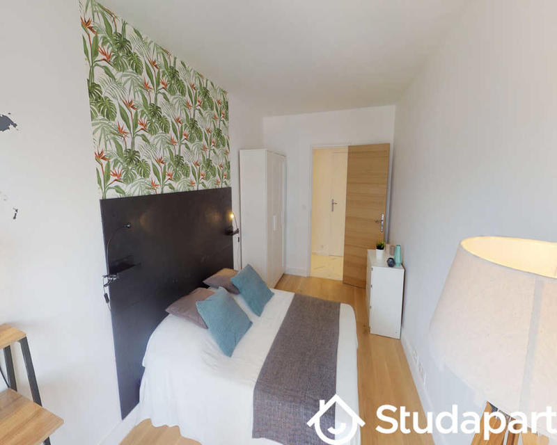 Chambre - 110 m² - 1 pièce