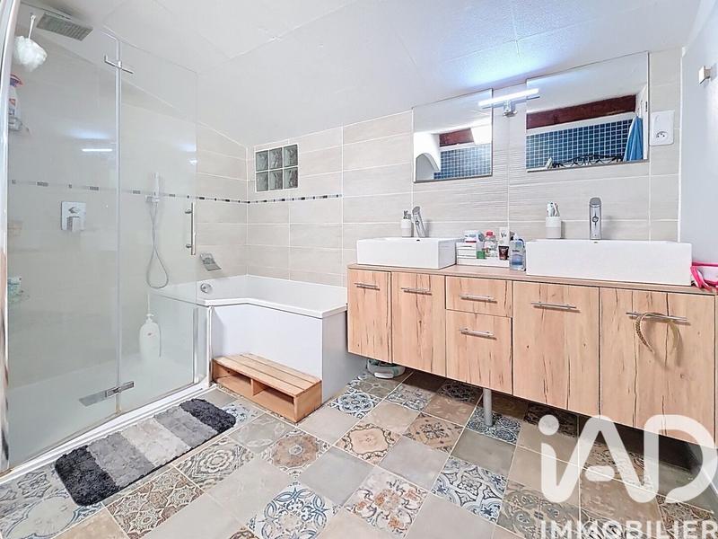 Maison - 130 m² - 5 pièces