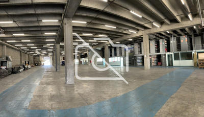 Entrepôt - 2 454 m²
