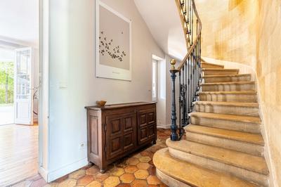 Maison - 260 m² - 7 pièces