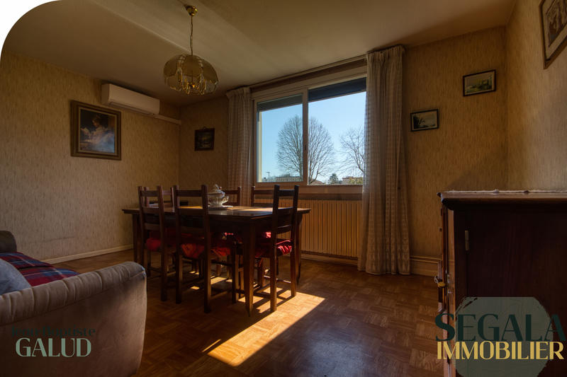 Maison - 85 m² - 5 pièces