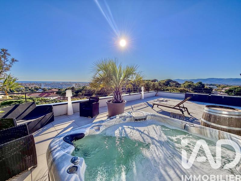 Appartement - 103 m² - 4 pièces