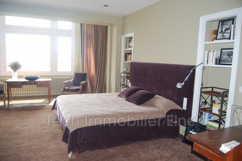 Demeure - 1 100 m² - 16 pièces