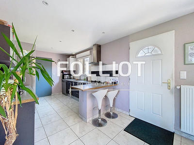 Maison - 86 m² - 5 pièces