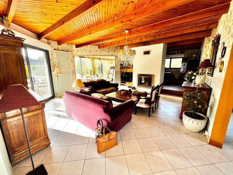 Maison - 144 m² - 6 pièces