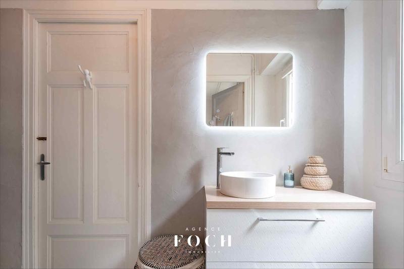 Appartement - 82 m² - 3 pièces