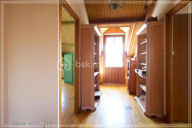 Maison - 170 m² - 8 pièces