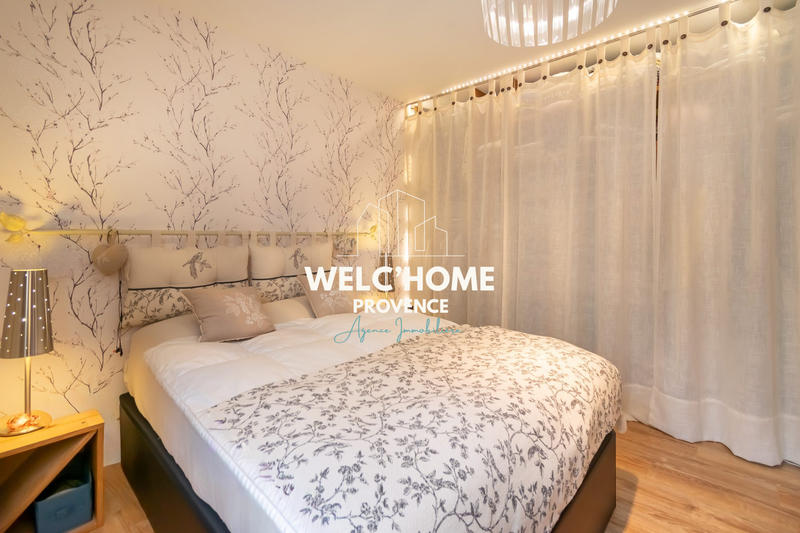 Maison - 102 m² - 6 pièces