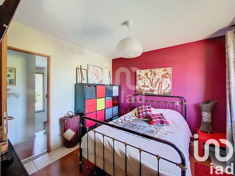 Maison - 242 m² - 9 pièces