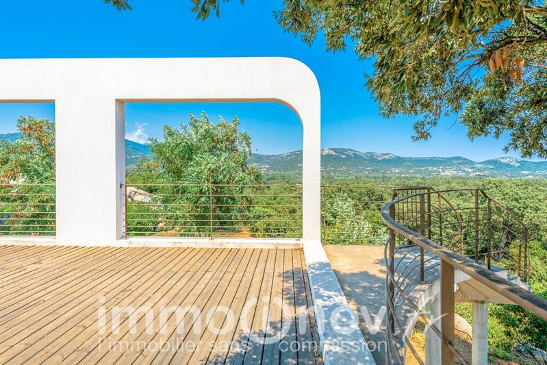 Maison d'architecte - 180 m² - 5 pièces