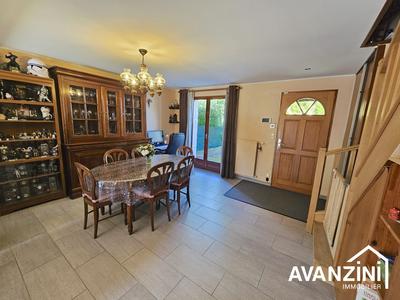 Maison traditionnelle - 120 m² - 6 pièces