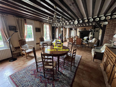 Maison ancienne - 255 m² - 6 pièces