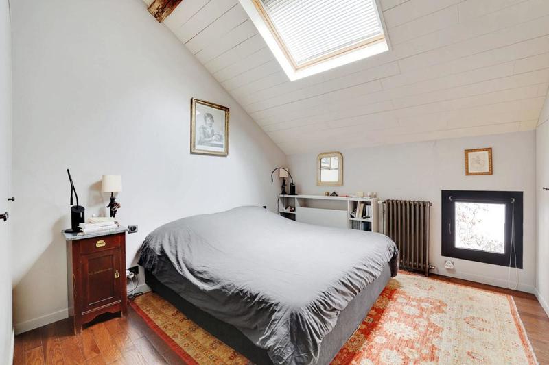 Maison - 201 m² - 7 pièces