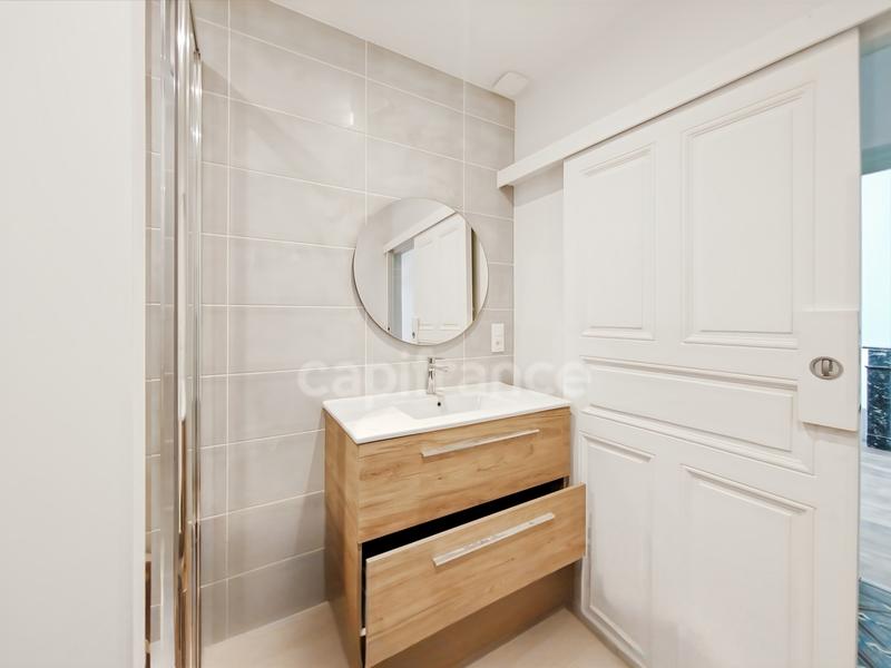 Appartement - 90 m² - 4 pièces