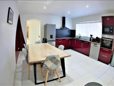 Local commercial - 93 m² - 4 pièces