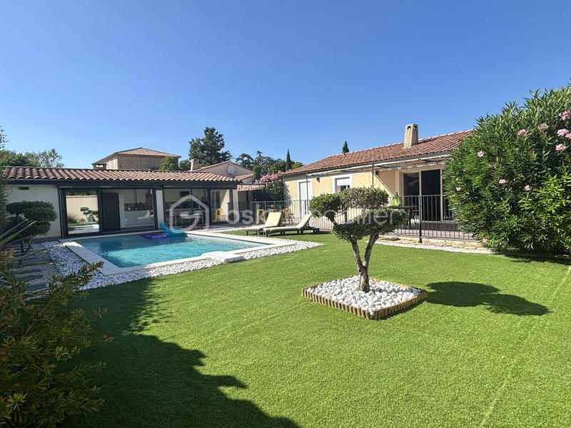 Maison traditionnelle - 103 m² - 4 pièces