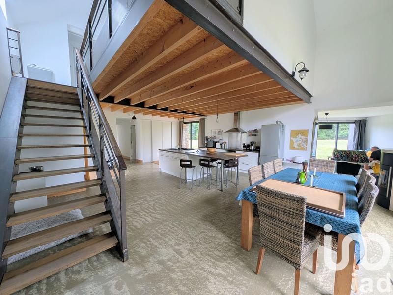 Maison de maîtres - 185 m² - 8 pièces