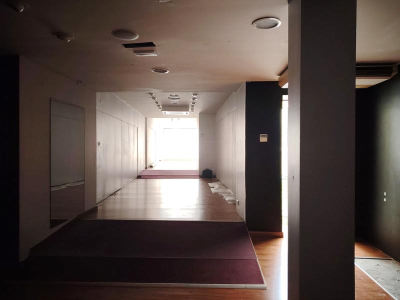 Local commercial - 142 m² - 3 pièces