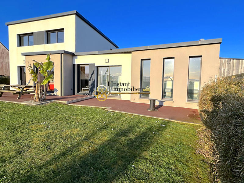 Maison - 127 m² - 5 pièces