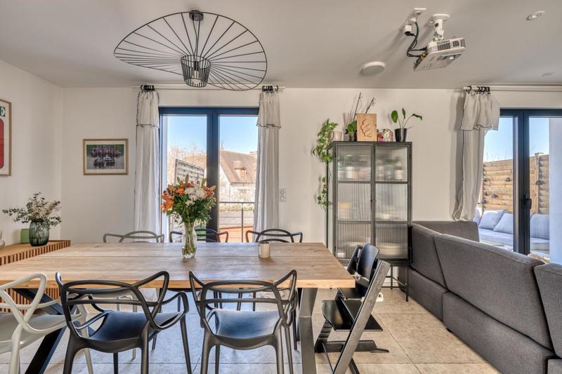 Maison - 94 m² - 4 pièces