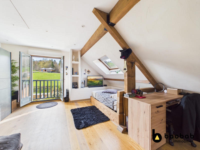 Appartement - 85 m² - 4 pièces