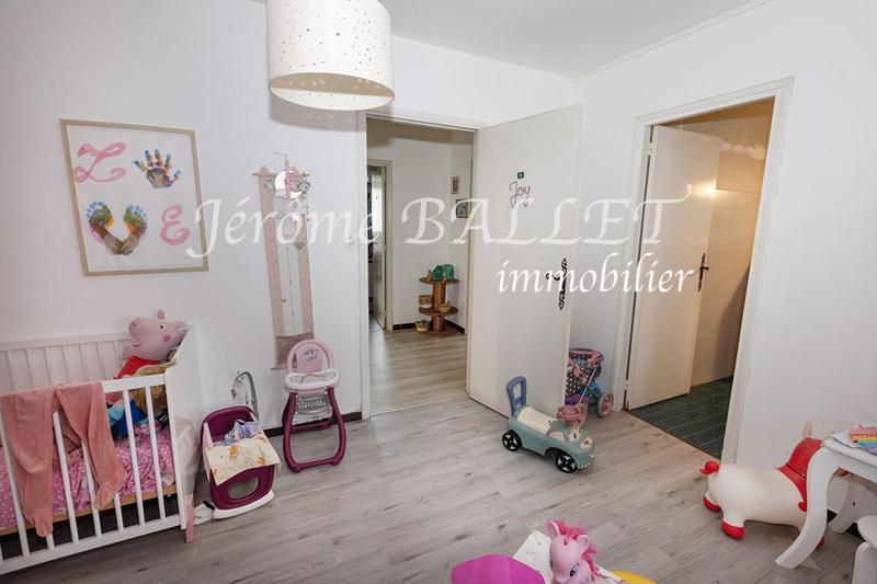 Maison - 860 m² - 21 pièces