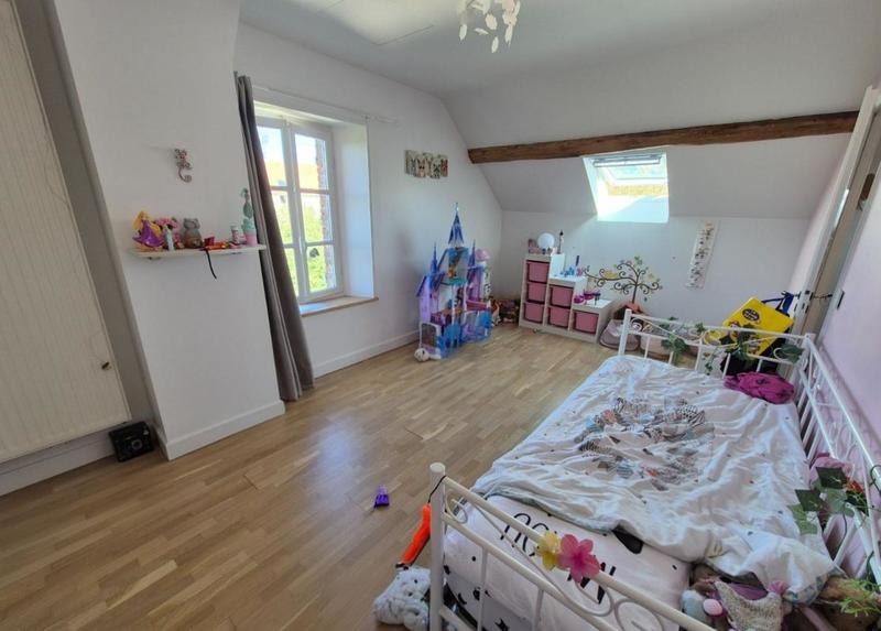 Maison - 231 m² - 8 pièces