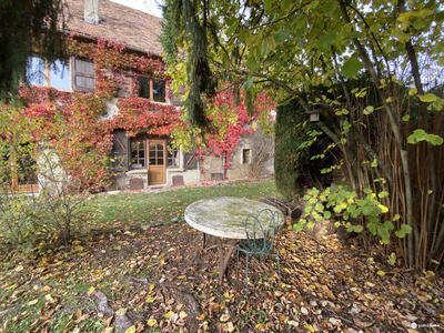 Maison ancienne - 240 m² - 8 pièces