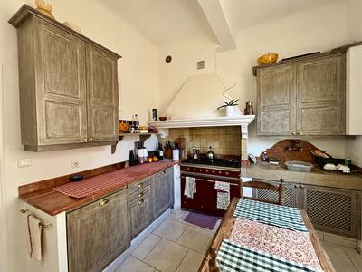 Appartement - 65 m² - 2 pièces