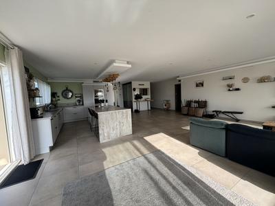 Maison contemporaine - 200 m² - 6 pièces