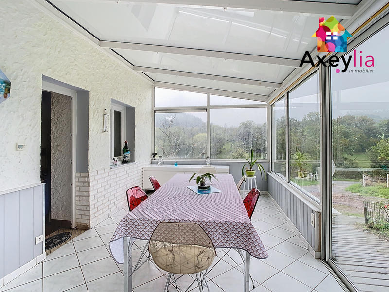 Maison - 161 m² - 8 pièces