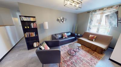 Appartement - 100 m² - 6 pièces