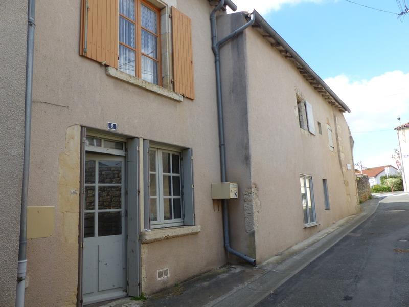 Maison - 92 m² - 4 pièces