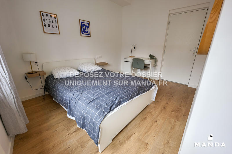 Chambre - 17 m² - 7 pièces
