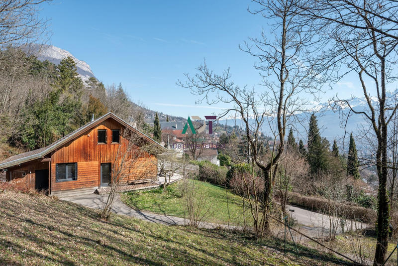 Maison - 164 m² - 7 pièces