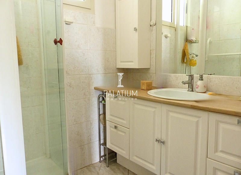 Appartement - 75 m² - 4 pièces